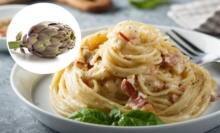 piatto cremoso di carbonara con carciofi